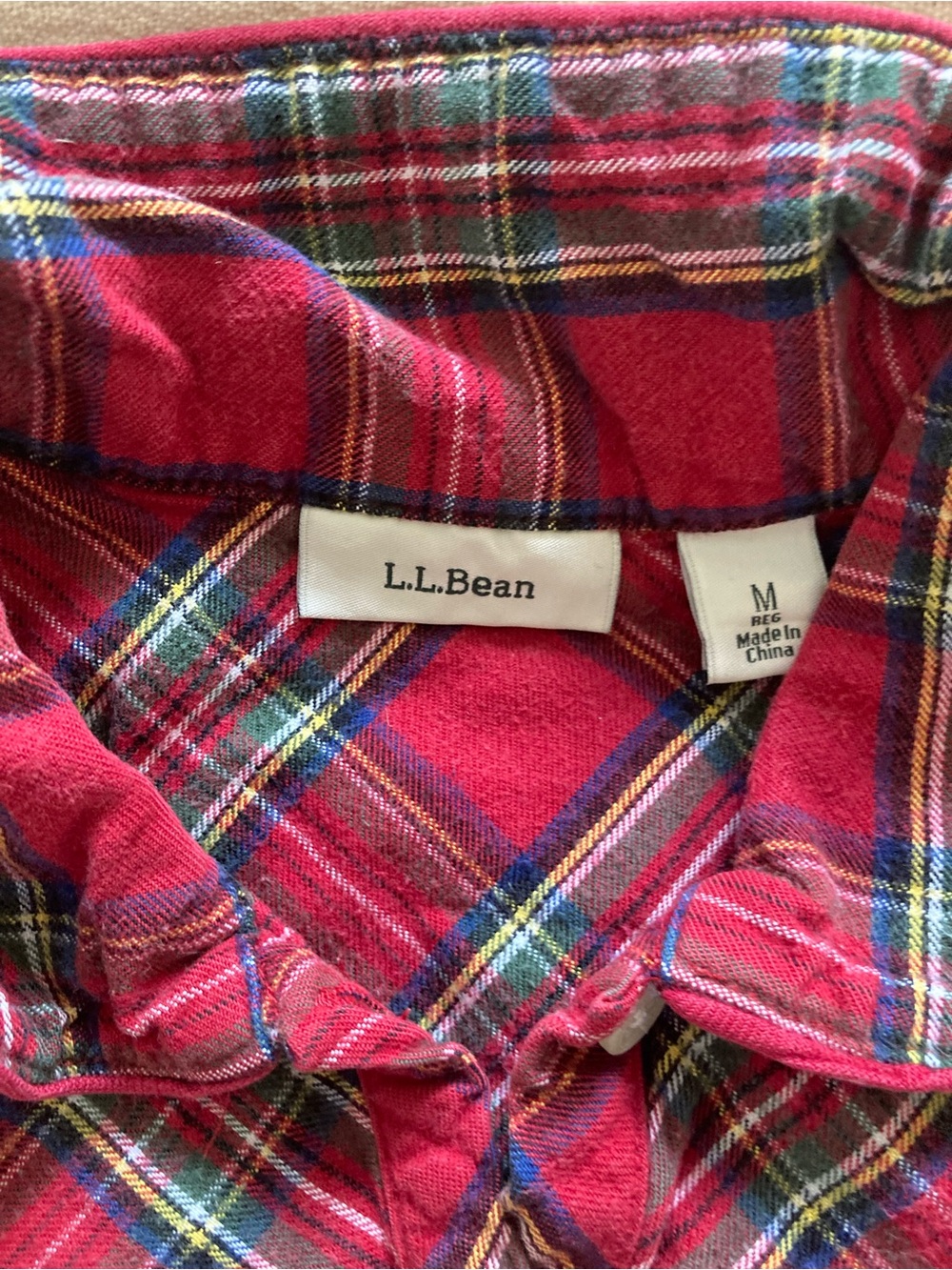 Vintage L. L. Bean plaid flannel nightgown size M 100% cotton